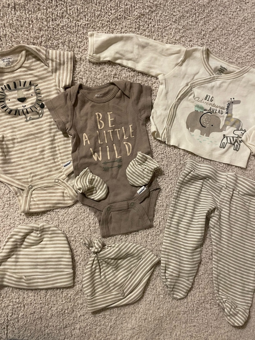 Organic Baby Essentials Layette Set Neutral Safari Footed + Hats & Mittens